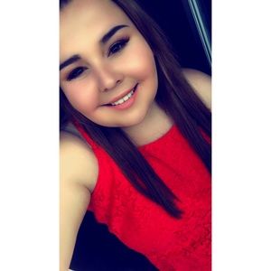 Meet your Posher, Emma